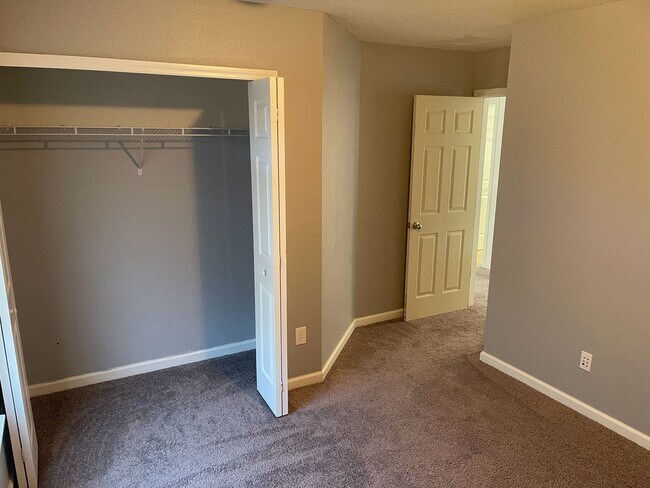 Building Photo - Beautiful 2 Story Home in St. Johns County!