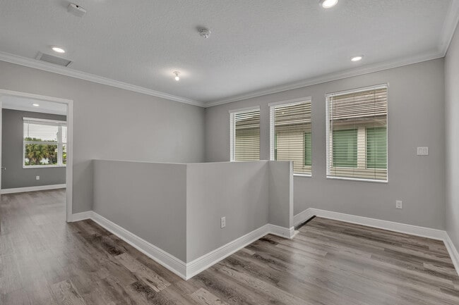 Building Photo - 4340 Veleiros Ave