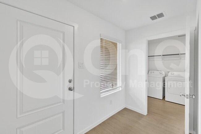 Building Photo - 3101 Tokara St