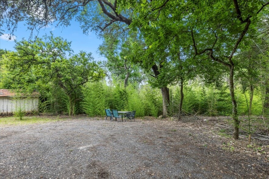 Building Photo - 719 Smith Ave