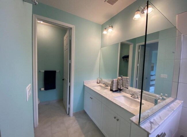 Building Photo - 8875 Madrid Cir