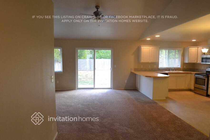 Building Photo - 14709 147th St E