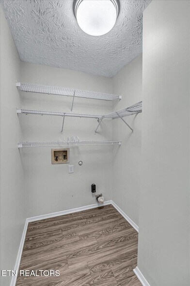 Building Photo - 924 Ashley Michelle Ct