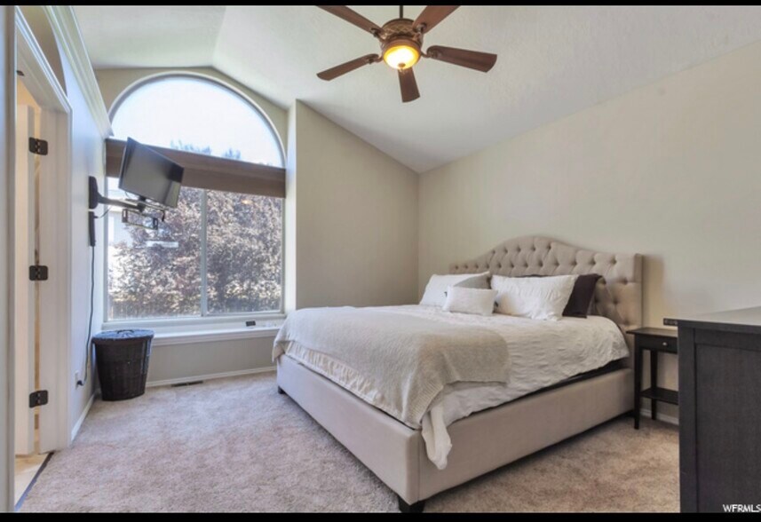 Building Photo - 9867 S Mumford Dr