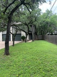 Building Photo - 11700 Sierra Nevada Ln