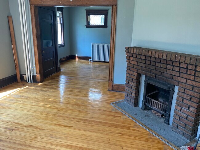 Building Photo - 3215 Hennepin Ave