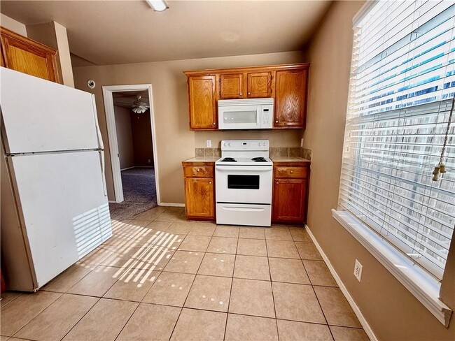 Building Photo - 29 Cheryl Cir