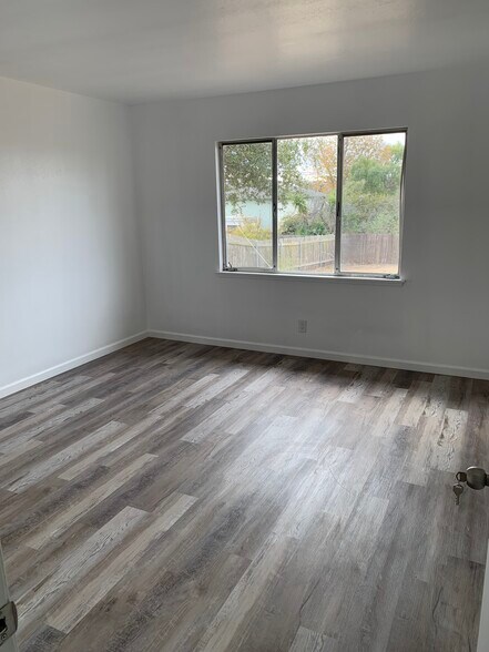 Bedroom 4 - Master w/ Bathroom - 3485 Hadley Way
