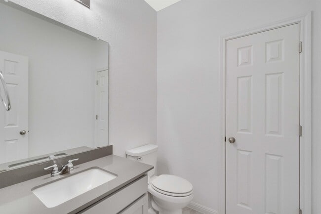 Building Photo - 17629 Shafer Dr