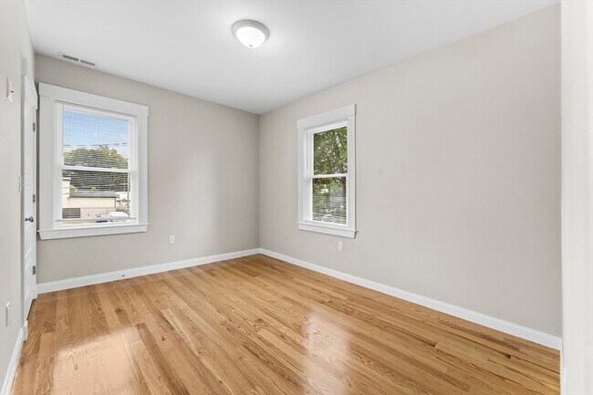 Building Photo - 42 Almont St