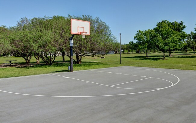 Building Photo - 15224 Calaveras Dr