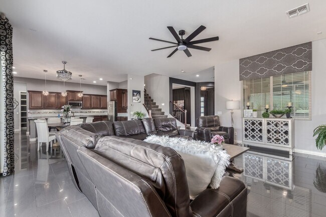 Building Photo - INCREDIBLE Executive Style homes in the po...