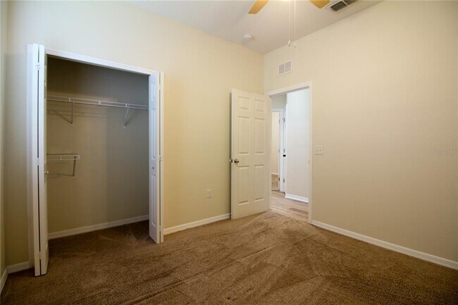 Building Photo - 811 Krenson Woods Ln