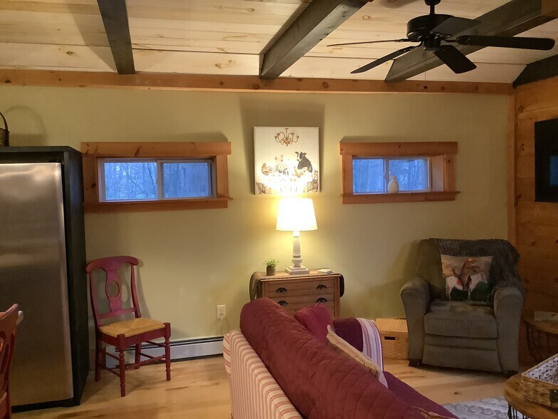 Building Photo - 90 Ross Rd