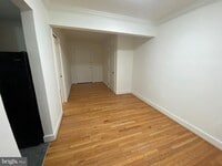 Building Photo - 2838 Hartford St SE