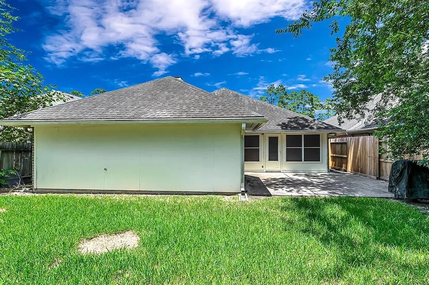 Building Photo - 3315 Candlepine Dr