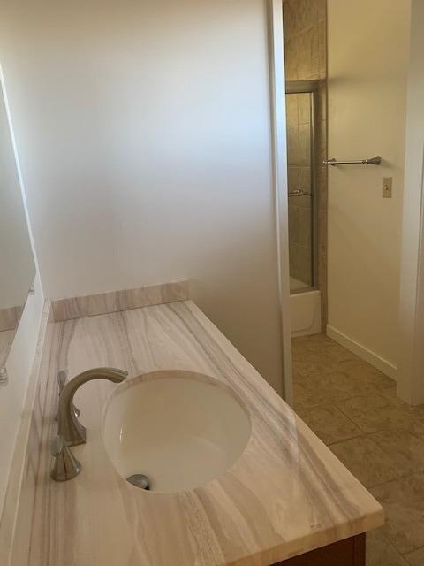 Master bath room - 2708 Matheson Way