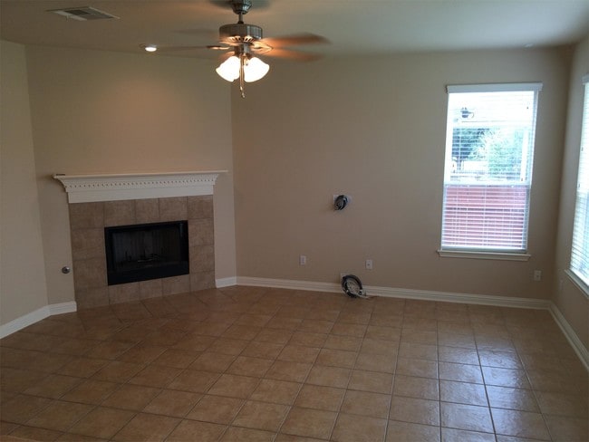 Building Photo - 2613 National Park Blvd