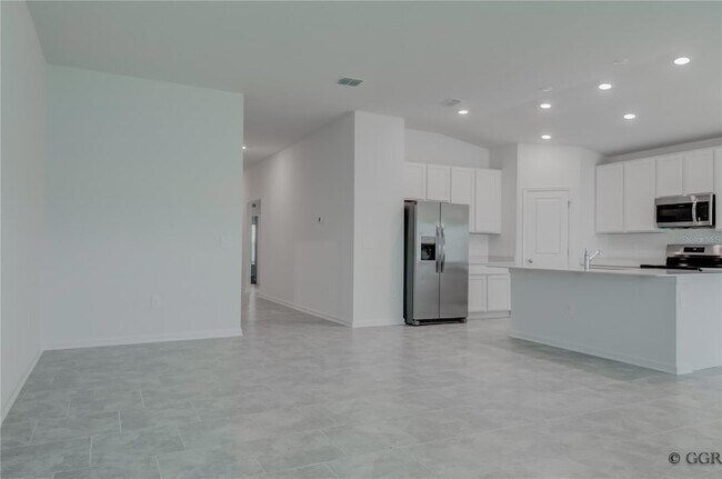 Building Photo - 4840 Edensbridge Ln
