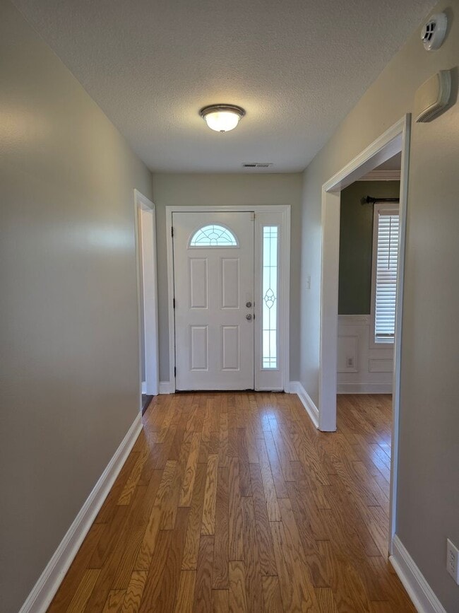 Building Photo - Spacious 4-Bedroom Bryan Farms Beauty with Bonus Suite, Large Fenced Yard & RV/Boat Parking!