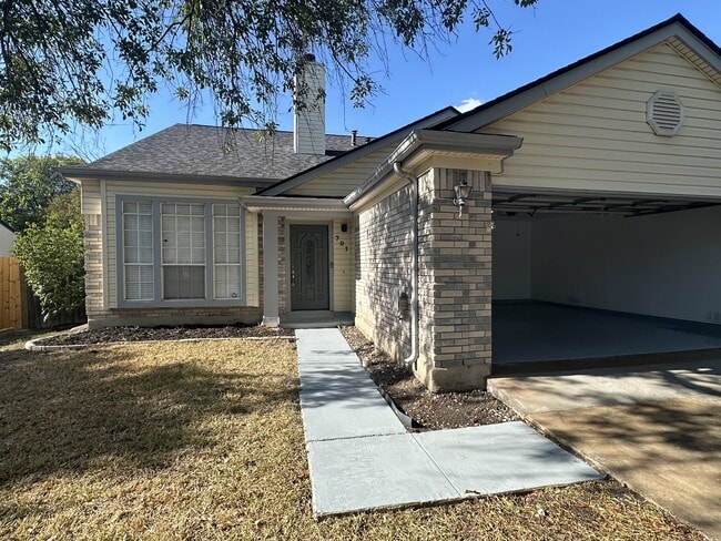 Building Photo - 701 Meadow Top
