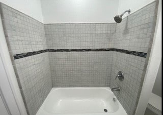 Building Photo - 923 E 21st St