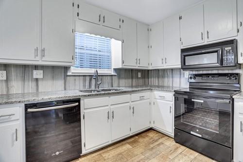 Building Photo - 4358 Bridle Path Ct