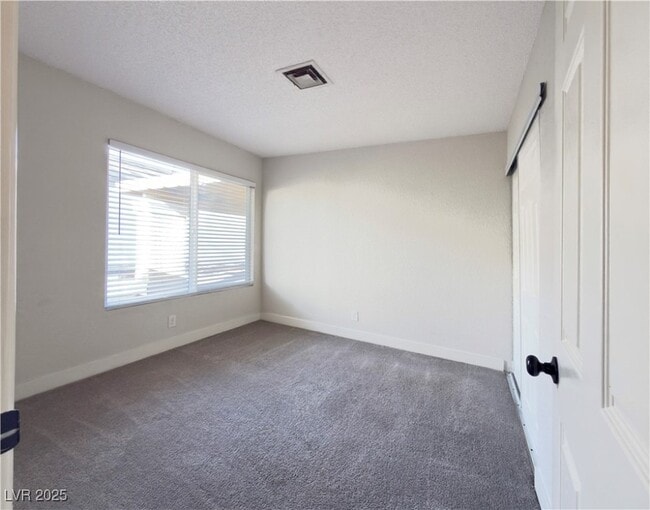 Building Photo - 6779 Pine Valley Dr