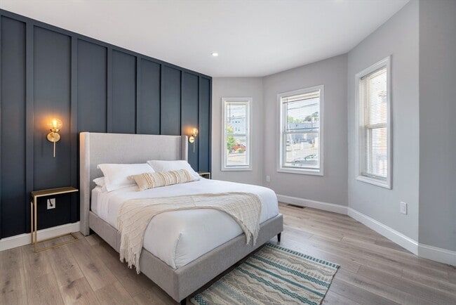 Building Photo - 35 Sagamore Ave