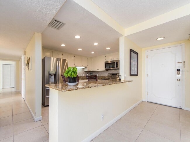 Building Photo - 675 S Gulfview Blvd