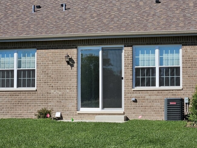 Building Photo - 29 Apollo Ct