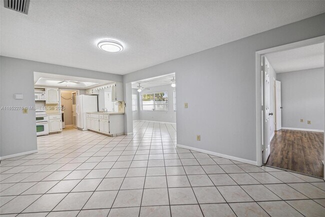 Building Photo - 9431 NW 23rd St