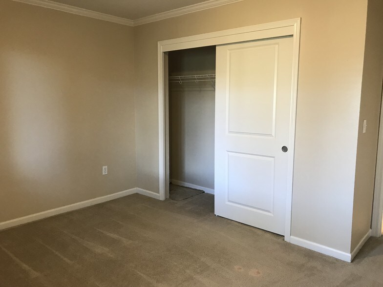 Bedroom closet - 15054 NW Central Dr