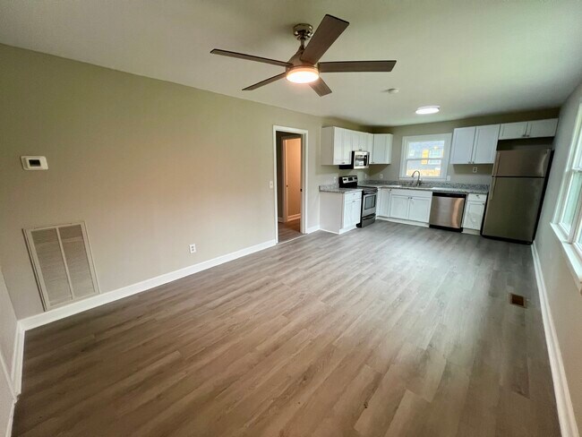 Building Photo - 157 Quail Dr