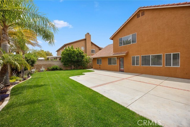 Building Photo - 1427 E Cisneros Ln