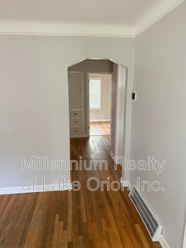Building Photo - 271 Dick Ave