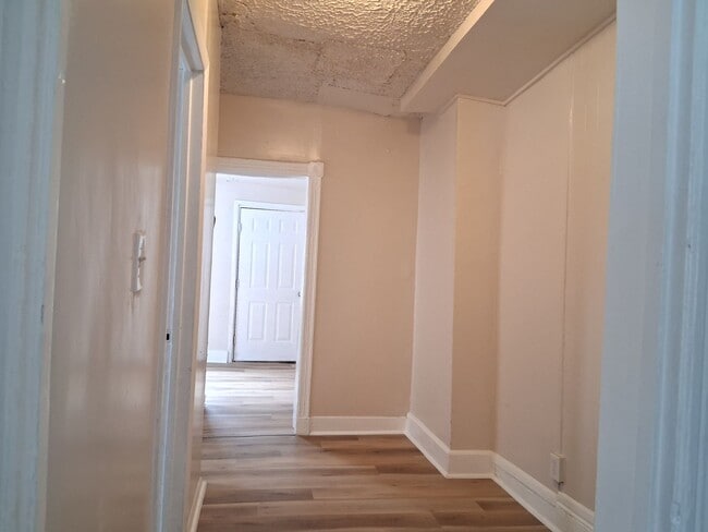 Building Photo - 58 Division St