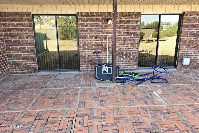 Building Photo - 8220 W Monaco Blvd