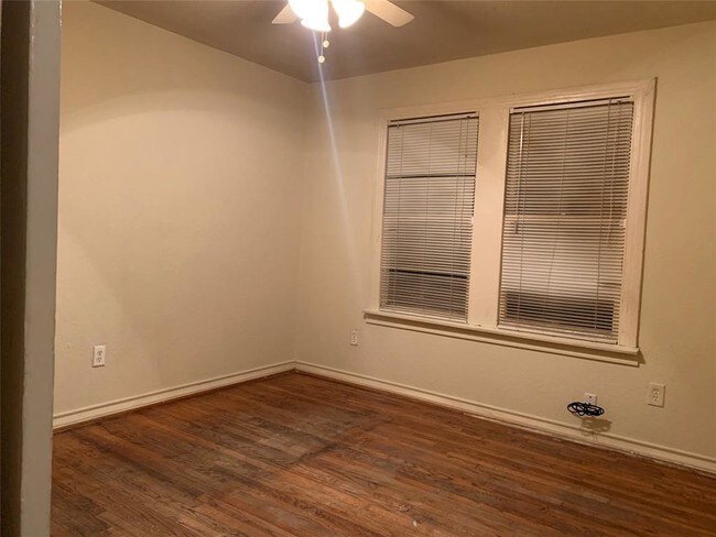 Building Photo - 2107 Sumpter St