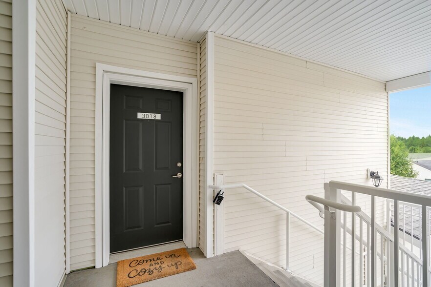 Building Photo - 14915 38th Dr SE
