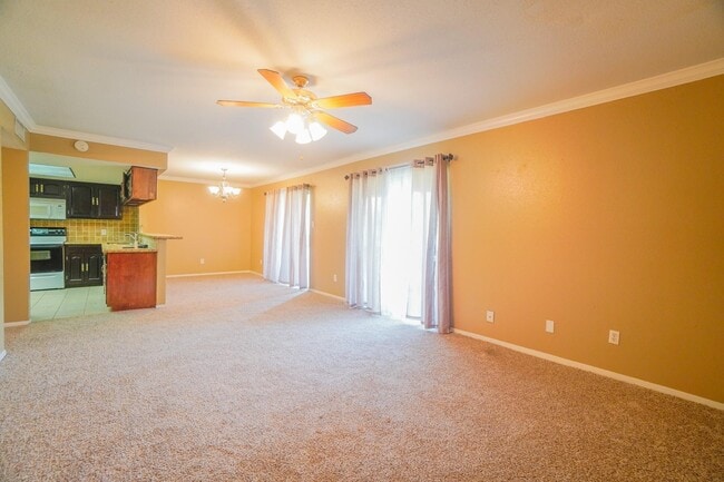 Building Photo - 5005 Georgi Ln