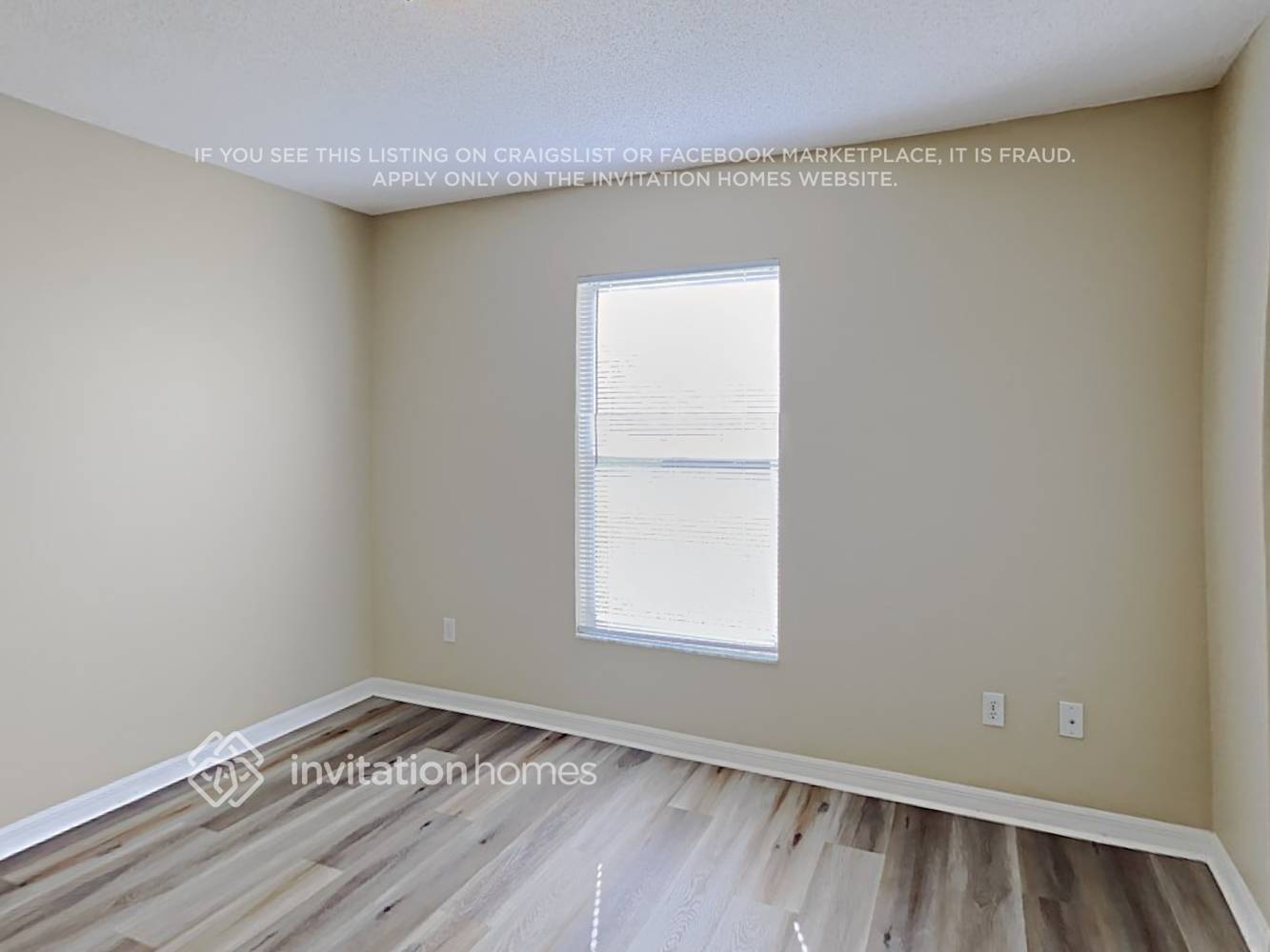 Building Photo - 3132 Travelers Palm Dr