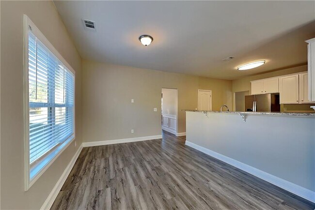 Building Photo - 227 Brightondale Blvd