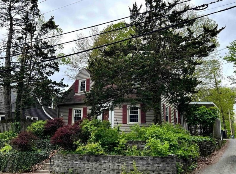 Building Photo - 809 Vine St