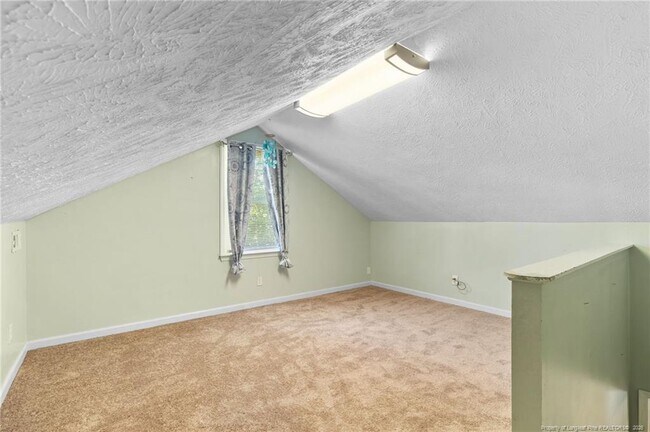 Building Photo - 6755 Brookshire St