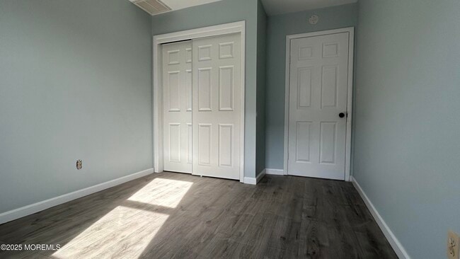 Building Photo - 58 Kearney Ave