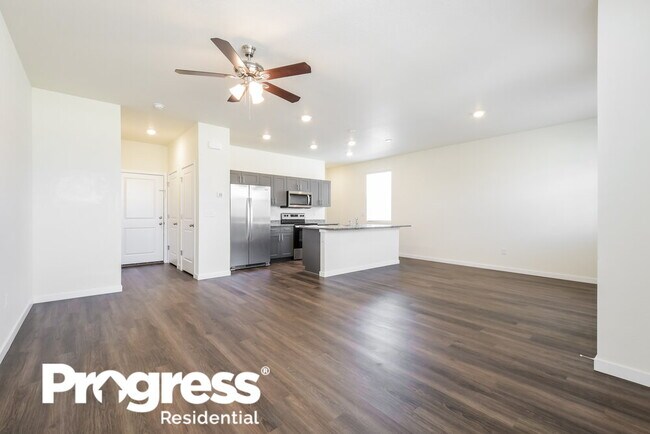 Building Photo - 13438 Oneida Ln