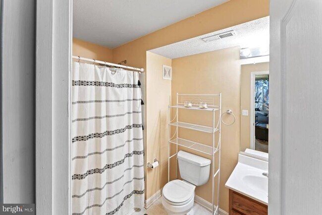 Building Photo - 5971 Schooner Cir
