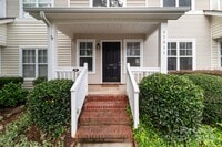 Building Photo - 17311 Villanova Rd