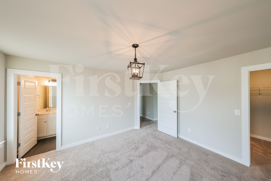 Building Photo - 40 Co Rd 1702